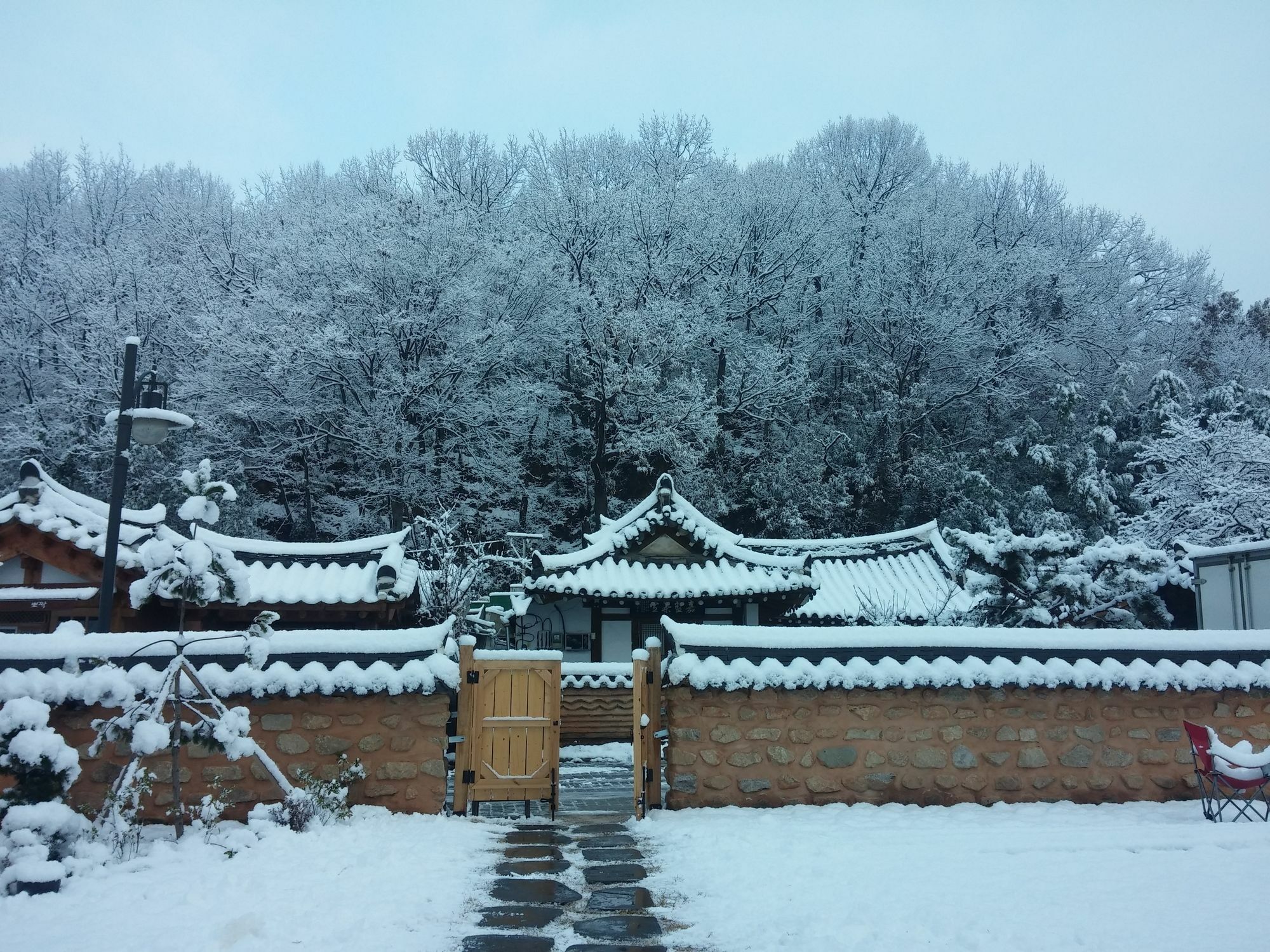 Jiwoo Dang Hotel Csondzsu Kültér fotó
